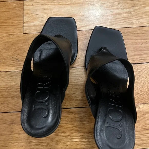 J.Crew Black Rounded-Heel Thong Sandals in Leather Snakeskin | Size 8 - Picture 7 of 8